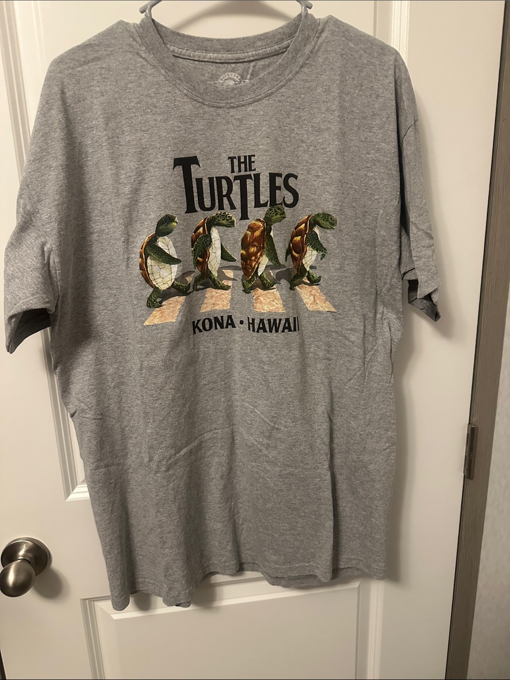 Kona Hawaii Graphic Tee - Grey